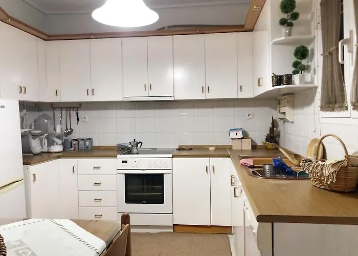 Ευρύχωρο Και Πλήρως Επιπλωμένο Διαμέρισμα